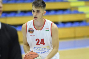 Gilszki Erik 33 százalékos hatékonysággal értékesíti a hárompontosokat Forrás: Magyar Kosárlabda Szövetség