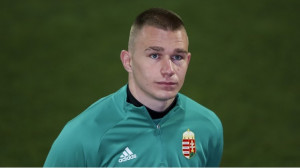 Egyre több a Szalai Attila iránt érdeklődő csapat. Forrás: Instagram: @szancso41 / MLSZ