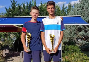 Poklemba és Kincses (jobbra) nemcsak ellenfelek a pályán, hanem barátok azon kívül Forrás: Magyar Tenisz Szövetség