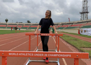 Tóth Anna bronzérmes 100 gáton a kenyai junior vb-n  Forrás: Tóth Anna / Instagram