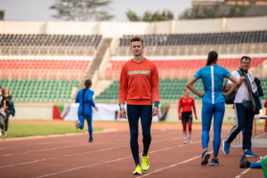 Bánóczy Árpád a helyszínnel ismerkedik Forrás: worldathletics.org