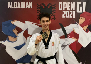 Józsa Levente arannyal lepte meg magát 19. születésnapjára Forrás: wtftaekwondo.hu   