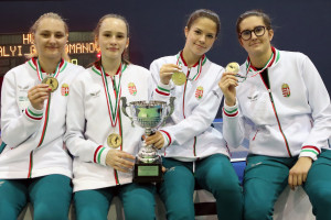 Wimmer Dorina, Jakobi Júlia, Pátri Maja és Gachályi Gréta Forrás: hunfencing.hu