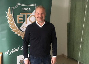 A Fehér Miklós Labdarúgó Akadémia igazgatója, Tuboly Frigyes Forrás: eto.hu