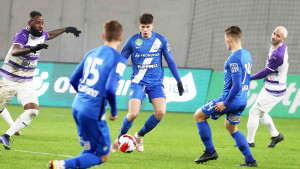 A 19 éves Várkonyi Bence (szemben, középen) gíőztes meccsen mutatkozott be az MTK első csapatában Forrás: MTK Budapest