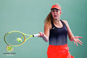 Kántor Anna duplázott az U18-asok között a pécsi fedett pályás korosztályos ob-n Forrás: MTSZ