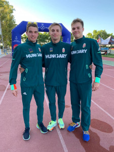 Az aranyérmes fiúcsapat (balról: Gyurka Márk Manó, Koleszár Mihály, Viczián Bence) Forrás: MÖSZ