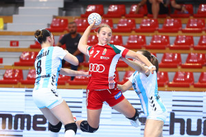 Simon Petra öt góllal vette ki a részét az argentinok elleni sikerből Forrás: IHF