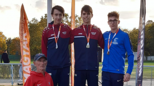 Az U16-os fiúk dobogósai Forrás: Ikarus BSE